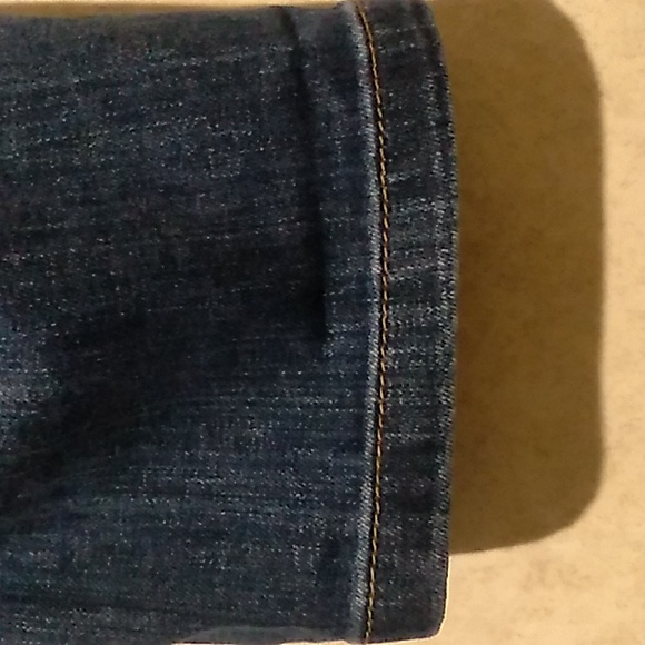 TOMMY HILFIGER crop jeans size 8. - Picture 7 of 12